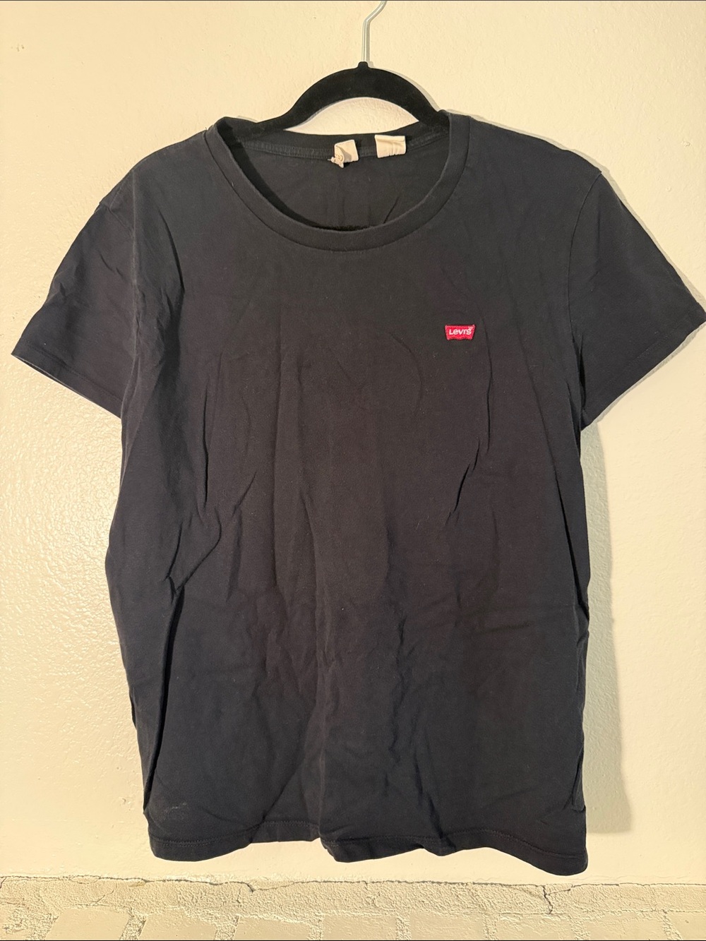 Levi's Black Short-Sleeve Women's Logo Tee